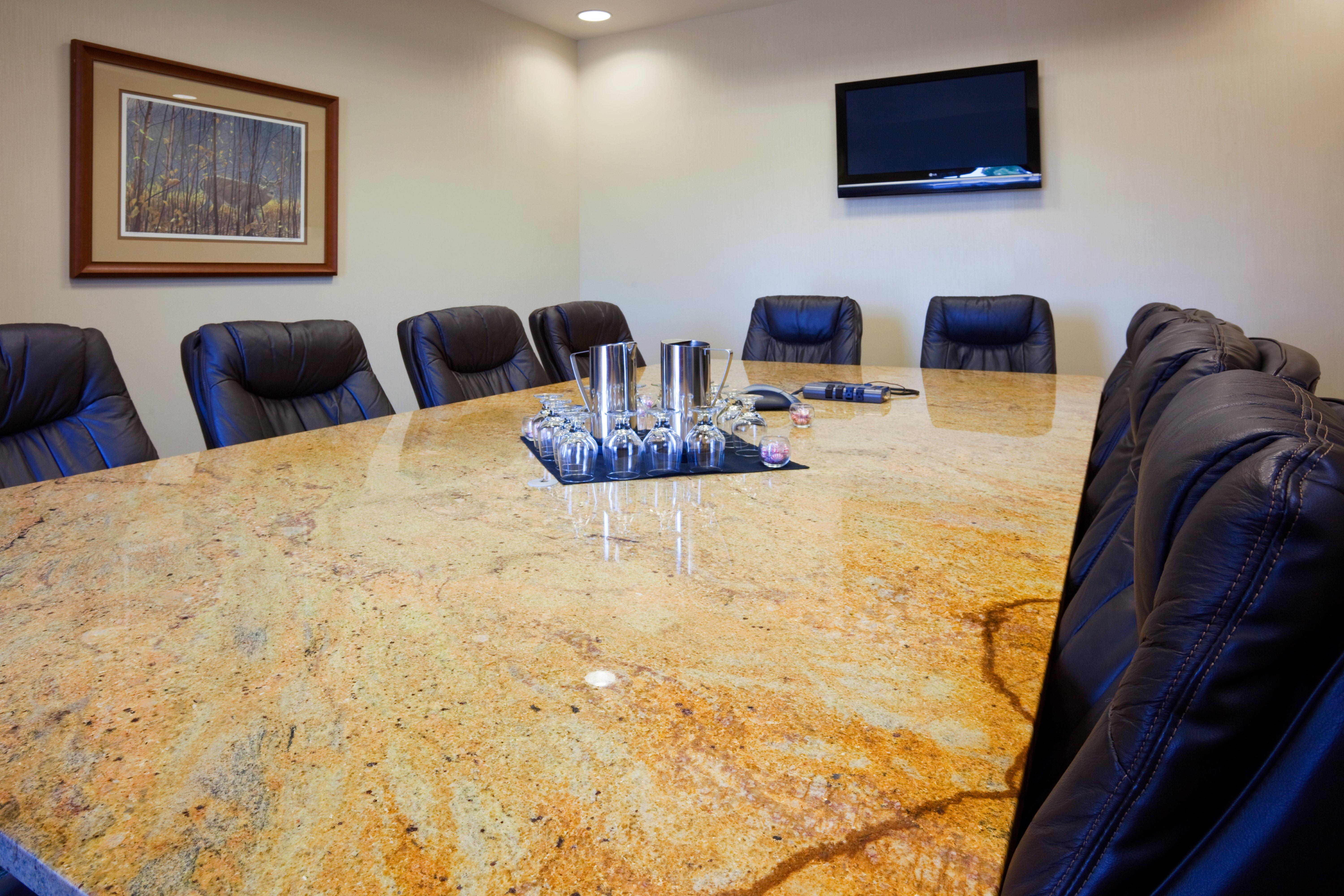Holiday Inn Madison At The American Center By Ihg Экстерьер фото